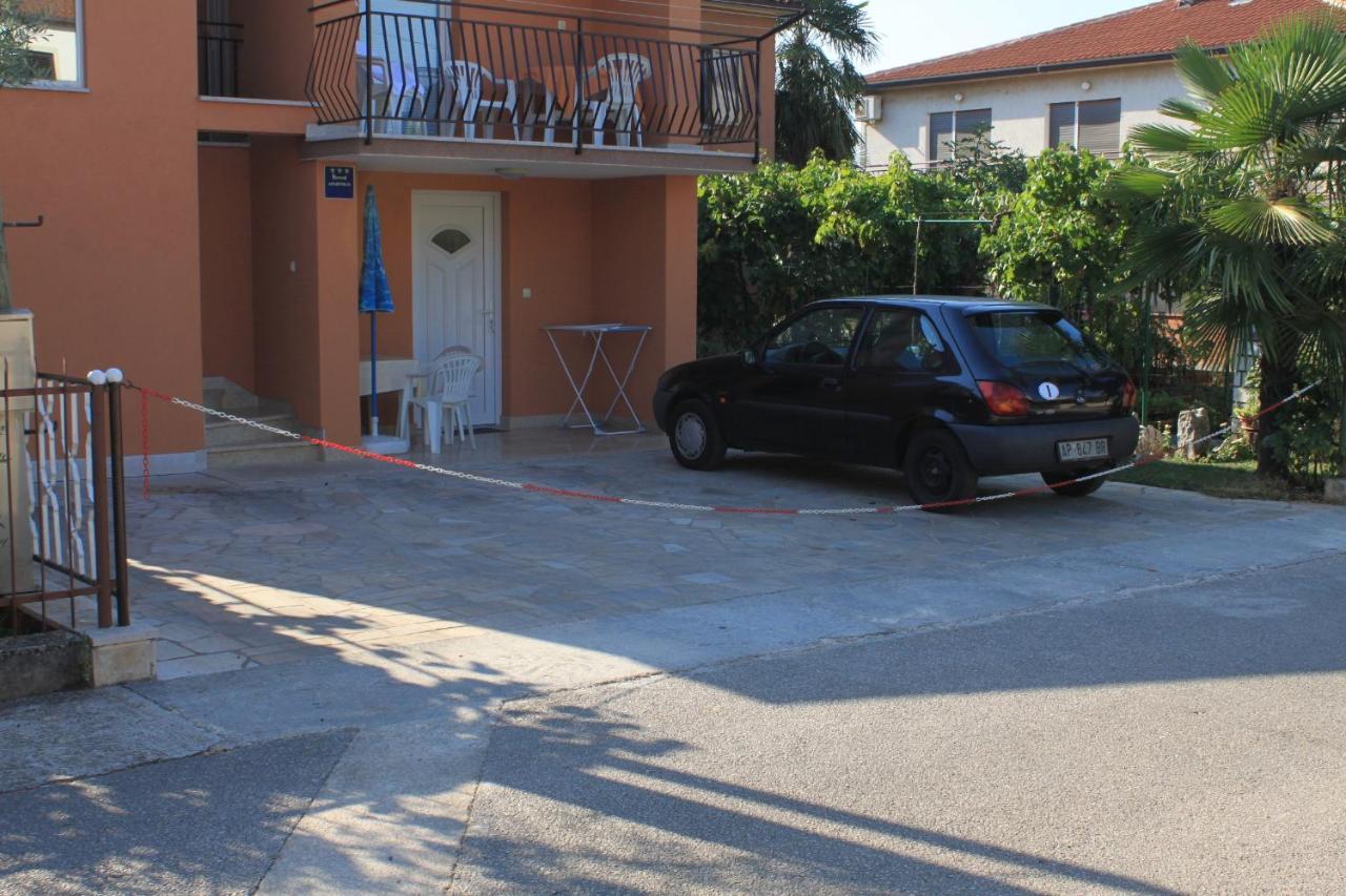 Apartments With A Parking Space Umag - 7039 Exterior foto